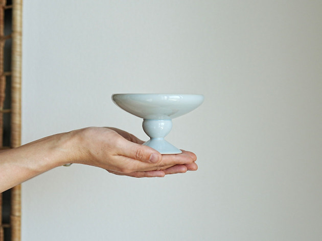 阿南維也 白磁台付丸鉢