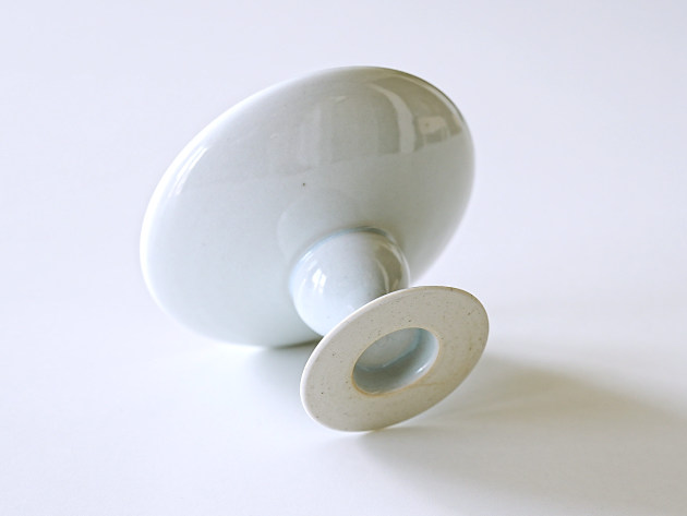 安南白磁 白磁マグ / 阿南維也 – toutou online