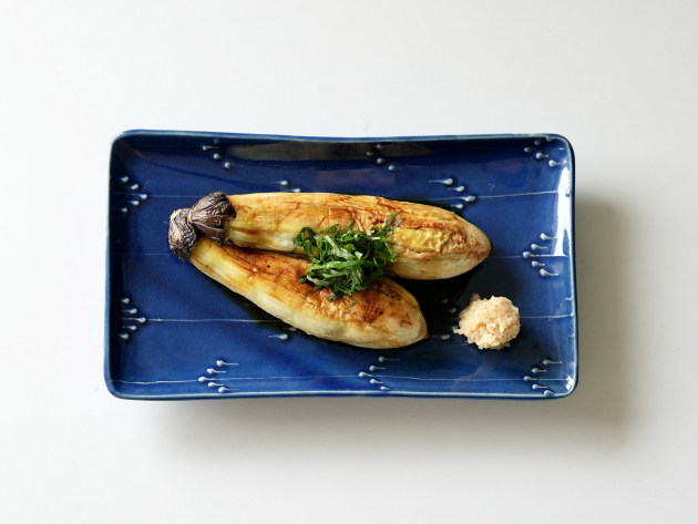 廣政毅 ルリイッチン矢羽根文長皿