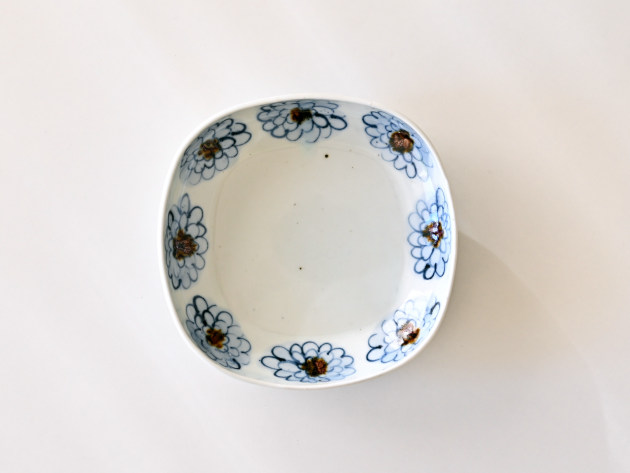 山口利枝　草花文しのぎ四方鉢　二個セット 山口利枝 草花文しのぎ四方鉢 二個セット 山口利枝 菊花文筒鉢