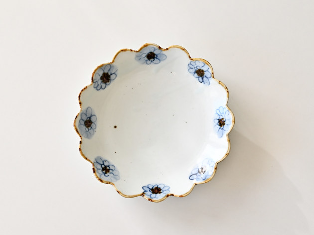 山口利枝 菊花文輪花皿