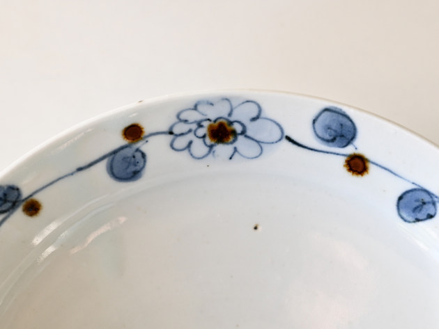 山口利枝 花唐草文7寸平皿