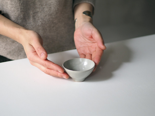 豊増一雄 青瓷印花茶杯