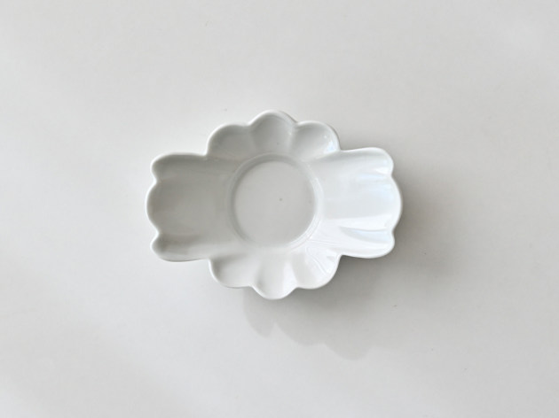 豊増一雄 白瓷茶托（カニ）