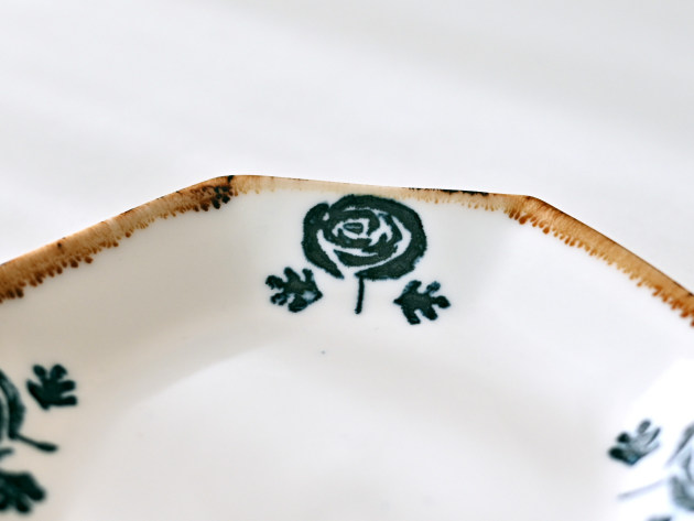 田屋道子 八角皿S（ラナンキュラス）